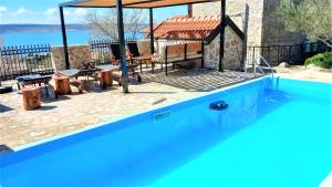 STONE VILLA-MILAN Pool Sea View Lounge Room