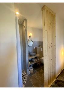 Appartements GITES ROC N' VOL AU COEUR DU VERDON : photos des chambres