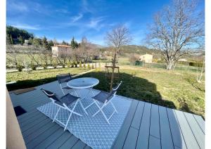 Appartements GITES ROC N' VOL AU COEUR DU VERDON : photos des chambres