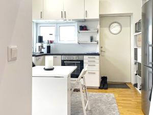 2 person holiday home in Öckerö-By Traum