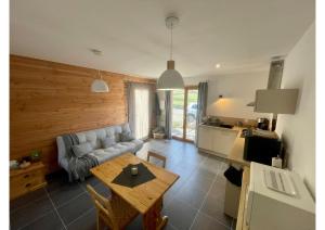 Appartements GITES ROC N' VOL AU COEUR DU VERDON : photos des chambres