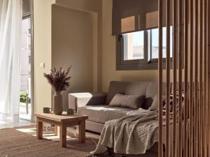Laura Suites