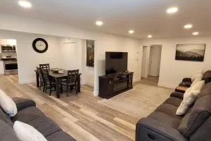 75 Acre home with trails & outdoor fun tons of Wildlife - Bridgeport