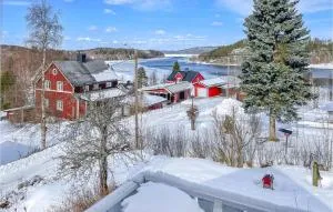 3 Bedroom Nice Home In Lunde - Ramvik