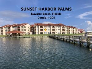 Romantic condo for 2-Sunset Harbor Palms 1-205, pool, fishing pier