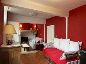 Maisons de vacances Gite Brout-Vernet, 4 pieces, 4 personnes - FR-1-489-35 : photos des chambres