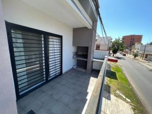 DEPARTAMENTO CORRIENTES CAPITAL, 2 Dorm, Balcon con parrilla