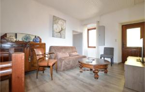Maisons de vacances Stunning Home In Poggio Mezzana With 2 Bedrooms : photos des chambres
