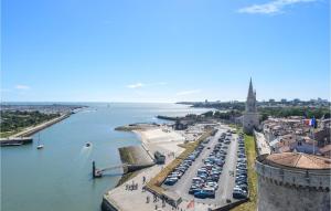 Maisons de vacances Awesome home in La Rochelle with 3 Bedrooms : Maison de Vacances 3 Chambres 