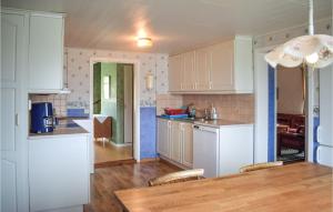 Stunning Home In Rörvik With Kitchen