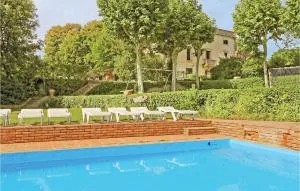 Awesome Home In Vilanova Del Vallès - Cabrils