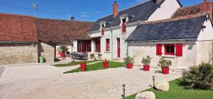 Maisons d'hotes Gite 2 a 8 PERSONNES avec piscine jacuzzi proche chateaux de la Loire : photos des chambres