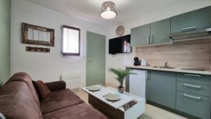 Chez K&D Studio Nature avec piscine St Raphaël