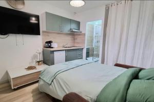 Chez K&D Studio Nature avec piscine St Raphaël