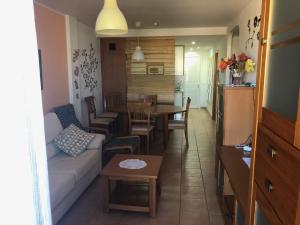 2 bedroom with parking, WiFi, views & heated pool