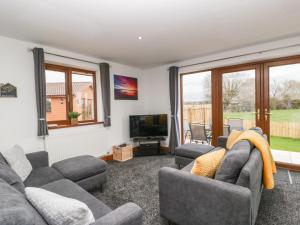 Delphine Lodge, Meadow View Lodges