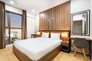 Căn Hộ 3 Phòng Ngủ (Three-Bedroom Apartment)