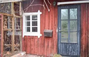 1 Bedroom Amazing Apartment In Nybro - Orrefors