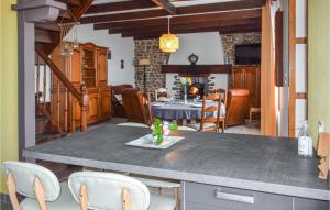 Maisons de vacances Amazing Home In Plhdel With 2 Bedrooms And Wifi : photos des chambres