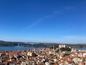 Apartment Barone Šibenik - city view & free parking 