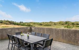 Nice Home In Vejers Strand With Wifi