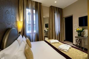 Superior Double Room room in Alle Guglie Boutique Hotel