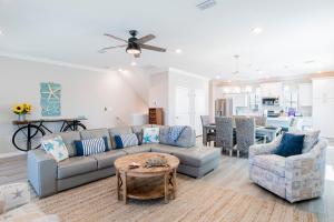 Lost Key 14418 Beach Heather Ct By Pkrm