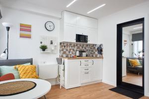 Розкішні апартаменти - парк Олександрія, кава, чай, wifi