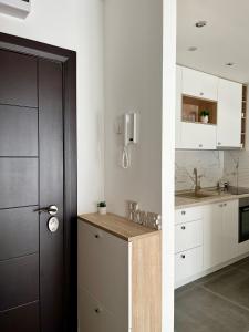 MyPlace Apartment Novi Sad - Private Parking