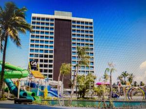 Salinas Premium Resort 2Q