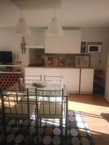 Alojamento - Apartamento ou quarto - Estacionamento à porta