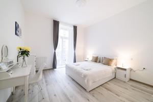 New apartments near Dancing house