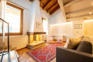 King Suite with Spa Bath room in Falegnami Suites