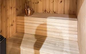 Nice Apartment In Sysslebäck With Sauna