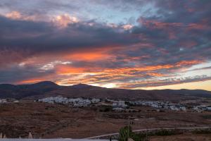 Ventu Paros Villa