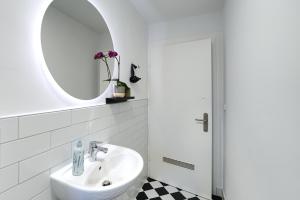 Therme - zentral - Gruppen - 3 SZ - vonBehling