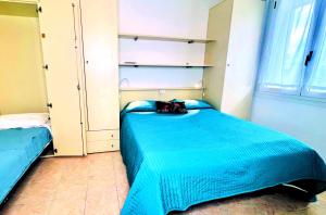 One-Bedroom Apartment with Sea View