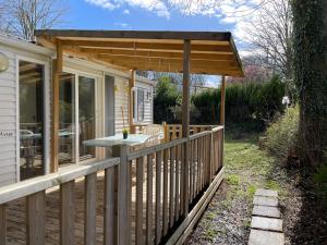 Campings Bungalow climatise dans un bel ecrin de nature : photos des chambres