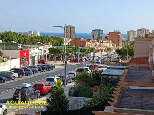 Gran vivienda unifamiliar céntrica y cercana al mar - Enix