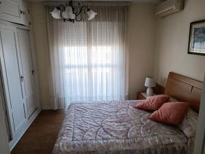Gran vivienda unifamiliar céntrica y cercana al mar