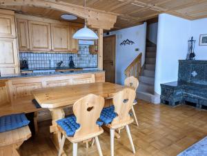 Maisonette-Wohnung in Rueras bei Sedrun - 200m zum Bahnhof - Perfekt für Ski & Ausflüge