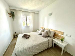 Menorca Chic Apartment Near Beach & Harbour