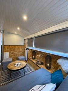 Bateaux-hotels Charmant bateau sur la Marne : photos des chambres