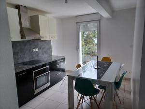 Appartements Appart type F4 Neuf avec Parking proche Strasbourg et 40min Europa Park : photos des chambres