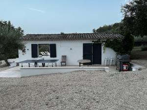 Villas Charming, chic, secluded villa within walking distance from Lorgues : photos des chambres