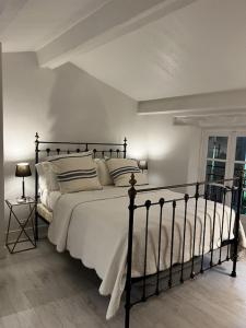 Villas Charming, chic, secluded villa within walking distance from Lorgues : photos des chambres