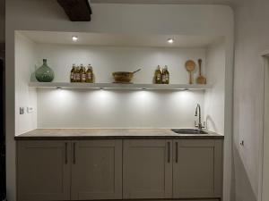 Villas Charming, chic, secluded villa within walking distance from Lorgues : photos des chambres