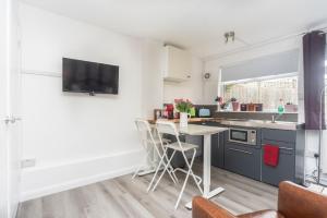 11 Boutique studio apartment perfect for peaceful getaway, secluded garden, quiet location