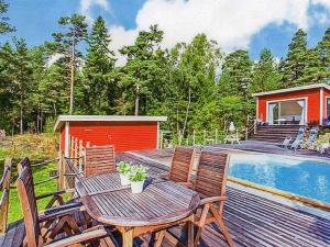 7 person holiday home in NYNÄSHAMN-By Traum