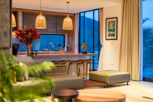 SALLY HUONG VILLA - Venue Travel